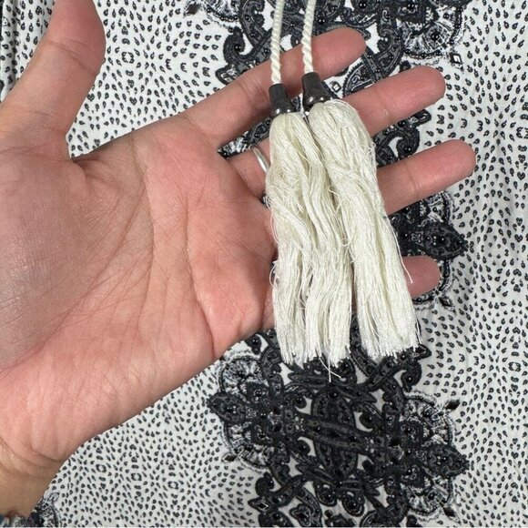 Rose & Olive Women's Boho Paisley Print Rayon Blend Lace Trim Top Size 3X - Picture 3 of 15